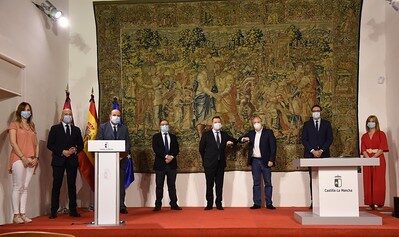  Firma del Acuerdo por la reconstrucción social y económica de Castilla-La Mancha