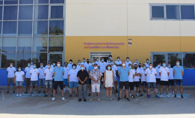  La directora general de Juventud y Deportes clausura el curso de Técnico Superior en Baloncesto en Alcázar de San Juan