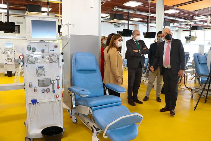  El Gobierno regional mejora la atención de los enfermos renales de Alcázar e incorpora la diálisis de agudos al Hospital Mancha Centro