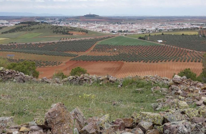  Izquierda Unida solicita a la Junta de Comunidades la protección del Cerro de la Cocinilla de Valdepeñas