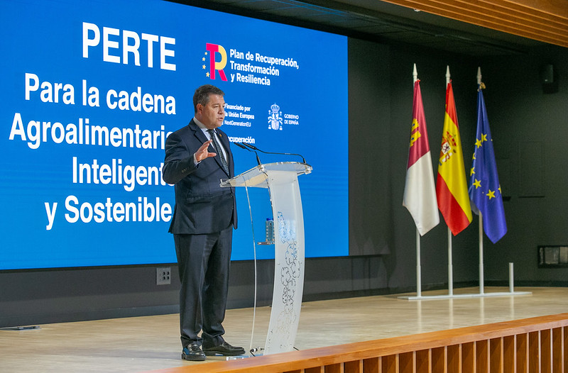  El presidente García-Page anuncia la mayor Oferta Pública de Empleo de la historia de Castilla-La Mancha para el ámbito sanitario con “2.651 plazas”