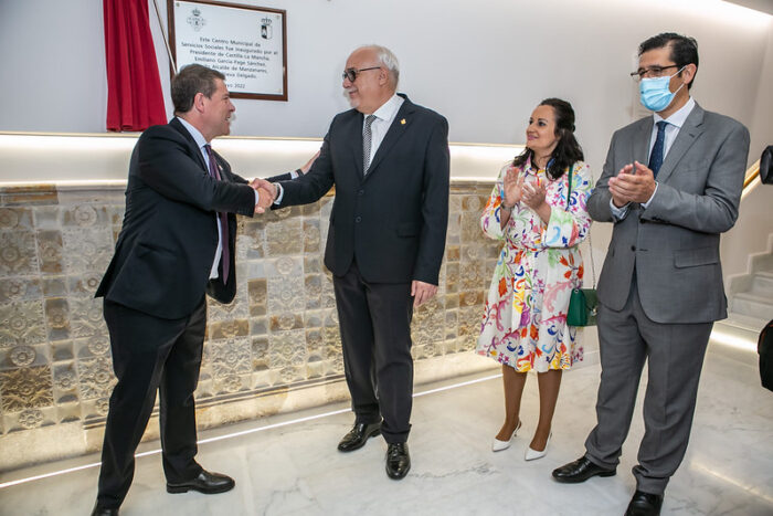  Emiliano García-Page, ha inaugurado la ‘Casa Josito’ de Manzanares, central de todos los servicios sociales