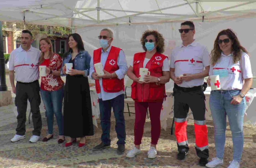  Cruz Roja celebra el Día de la Banderita