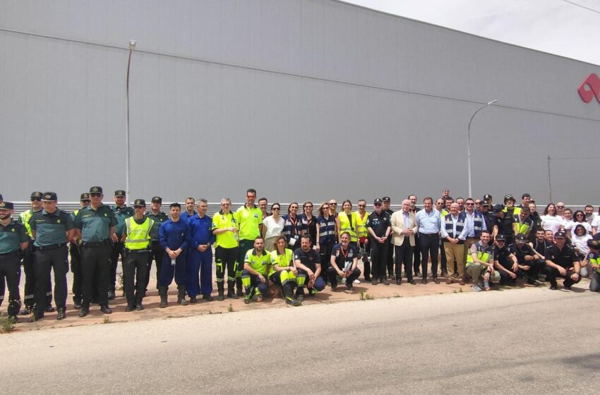  Un total de 50 efectivos han participado en el simulacro del Plan de Emergencia Exterior de la empresa Productos Agrovin en Alcázar de San Juan