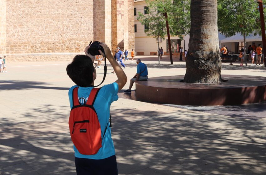  La juventud de Manzanares aprovecha el verano para aprender a hacer fotos