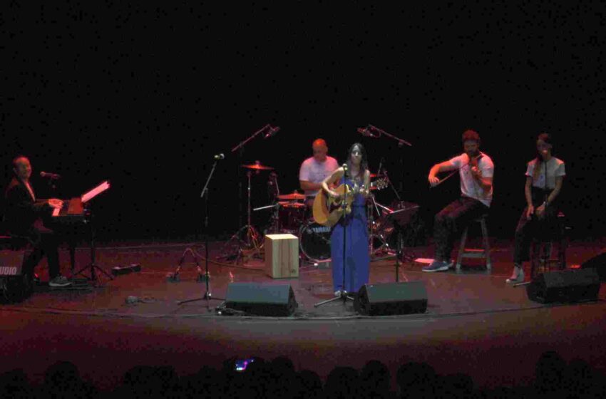  ‘María Vasán’ celebró su concierto solidario cargado de sorpresas