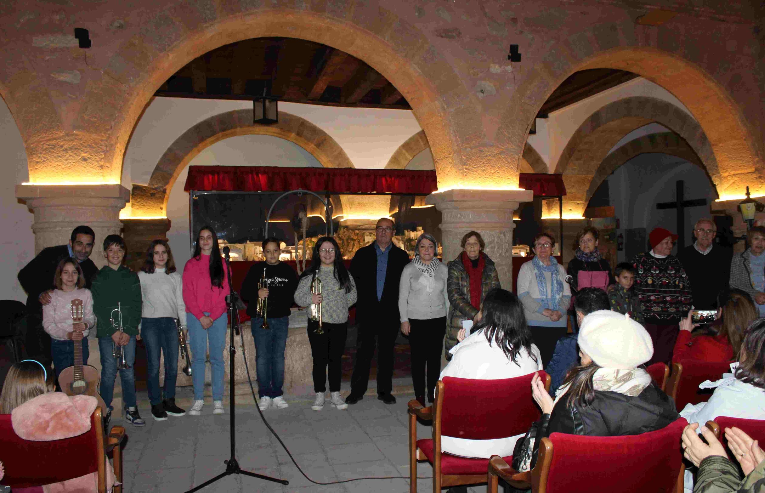  El Club de Lectura de la Biblioteca Municipal “Quevedo” y la Asociación Cultural Teresa Panza participan un año más en la programación navideña de Infantes