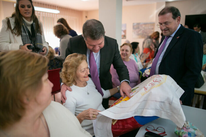  El presidente Emiliano García-Page ha inaugurado las obras de reforma del Centro de Mayores ‘Puertollano I’ y ‘Margarita Salas’