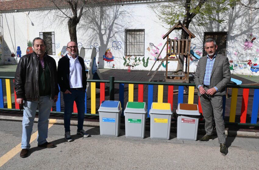  Valdepeñas inculca el reciclaje en los colegios instalando 48 contenedores selectivos