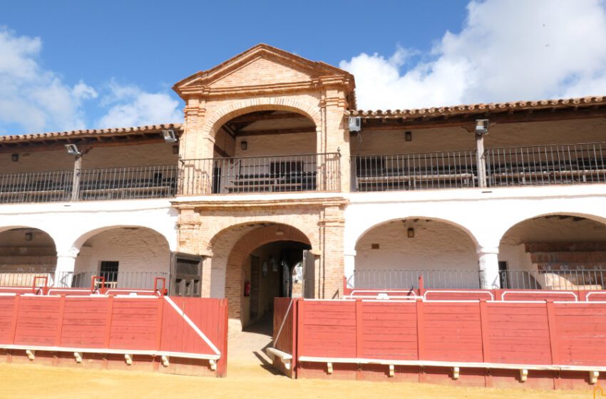  La Diputación incorpora las UUPP a los Paseos Reales coincidiendo con que ya se pueden reservar pernoctaciones en la Hospedería Plaza de Toros de Almadén