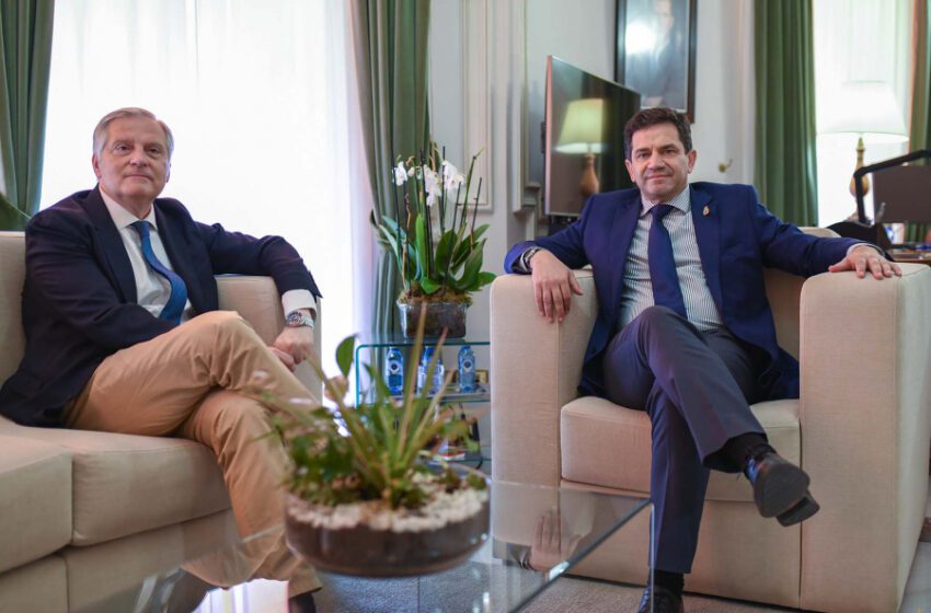  Valverde y Cañizares acuerdan potenciar la actividad en el complejo ferial IFEDI y buscar sinergias para la capital y provincia