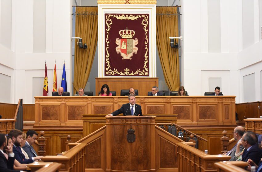  García-Page propone la creación de 100.000 nuevos empleos y una ley de garantías de incompatibilidad