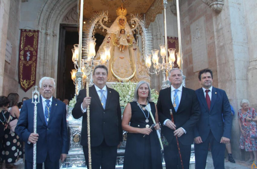  El presidente de la Diputación participa en la procesión de la Octava de la Virgen Del Prado en Ciudad Real.