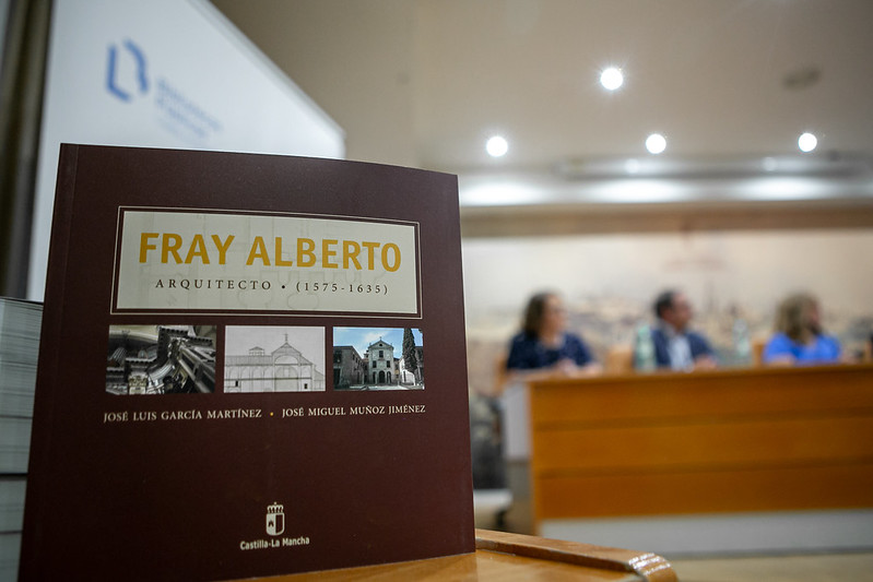 Presentan el libro Fray Alberto. Arquitecto (1575-1635) en la Biblioteca de Castilla-La Mancha.