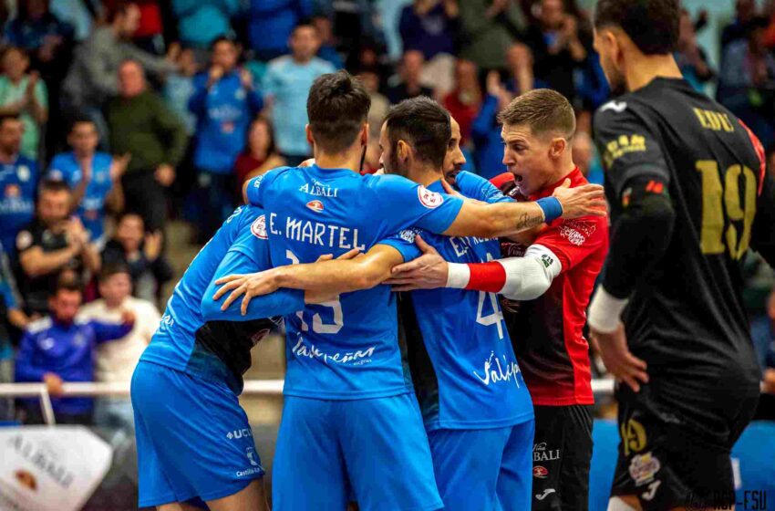  Un gol de Eric Martel a dos segundos del final puso las tablas en un partido vibrante entre Viña Albali Valdepeñas y ElPozo Murcia