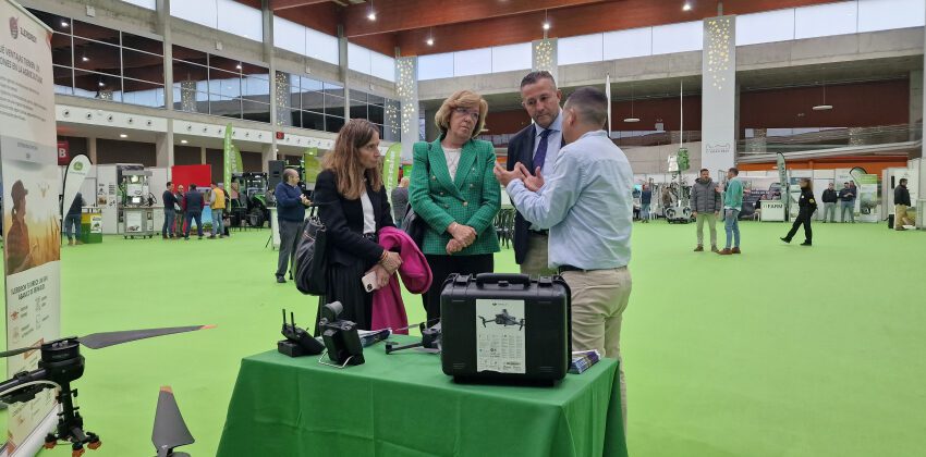  El vicepresidente de la Diputación conoce de primera mano la situación de los prestadores de servicios agrarios