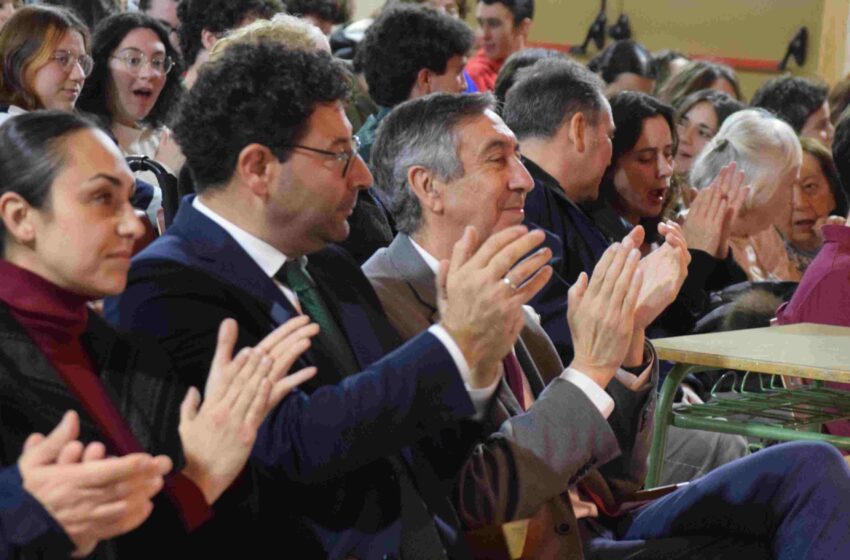  El Gobierno regional celebra los 90 años del IES ‘Bernardo Balbuena’ de Valdepeñas situándolo como ejemplo de modernidad y calidad educativa