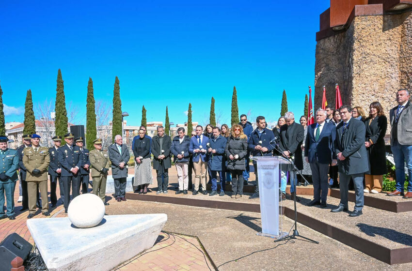  Valverde propone recuperar el consenso y la concordia en homenaje a las víctimas del 11-M