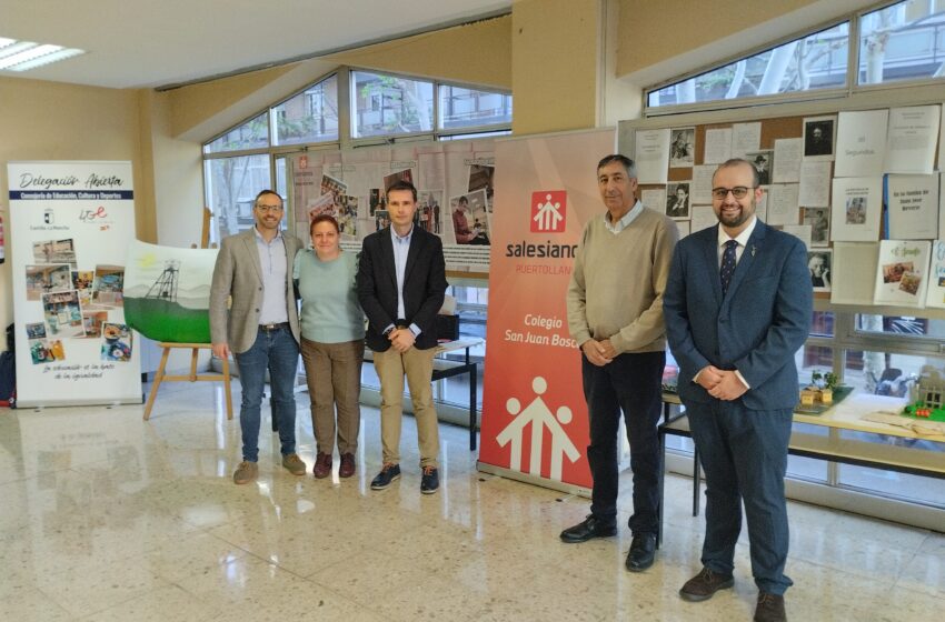  El colegio Salesianos de Puertollano muestra los trabajos literarios de sus alumnos en una nueva exposición