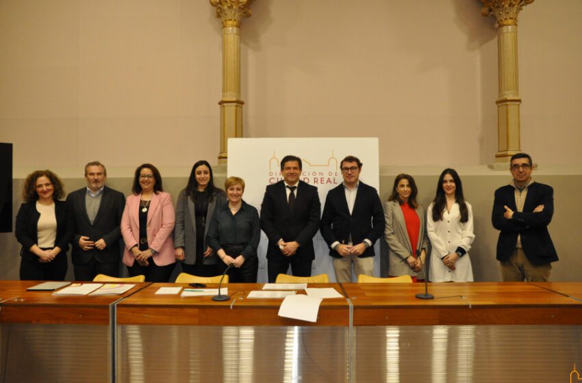  Diputación y Cámara de Comercio se unen para impulsar el fomento socioeconómico y el autoempleo en las comarcas