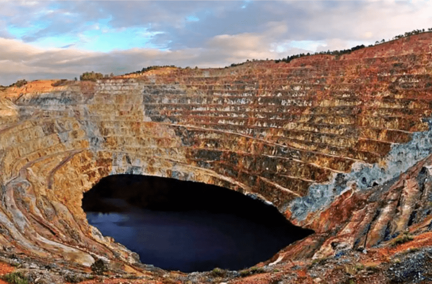  Unidas por Valdepeñas presenta una moción de apoyo a la tierra viva y en contra del proyecto de minería de “tierras raras”