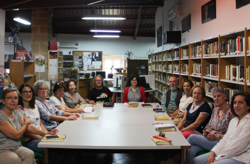  El Club de Lectura de la Biblioteca Municipal Quevedo de Villanueva de los Infantes regresa con fuerza