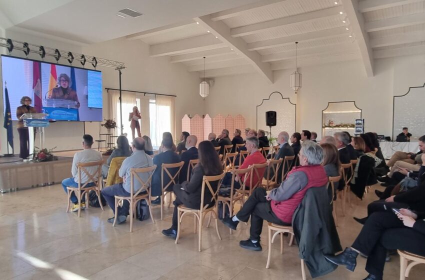  Mercedes Gómez inaugura el III Encuentro de la Red de Agentes de Economía Circular en Campo de Criptana