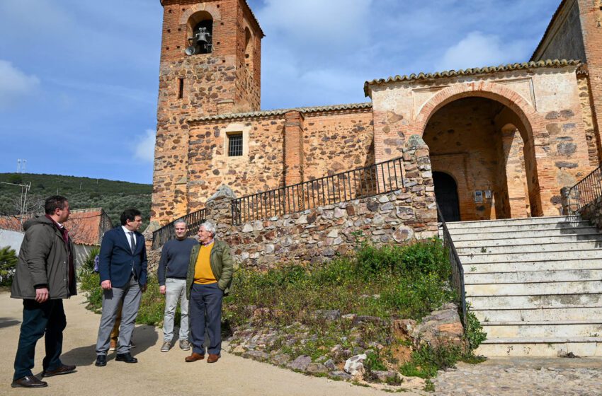 Valverde certifica en Fontanarejo el compromiso de la Diputación con los pueblos más pequeños de la provincia