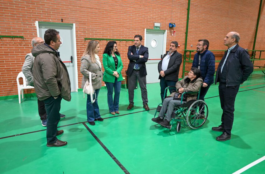  Valverde resalta el respaldo institucional para la viabilidad de los pueblos pequeños en Horcajo de los Montes