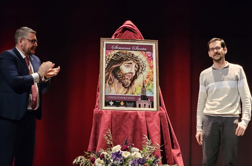  Presentan el cartel anunciador de la Semana Santa 2025 de Manzanares