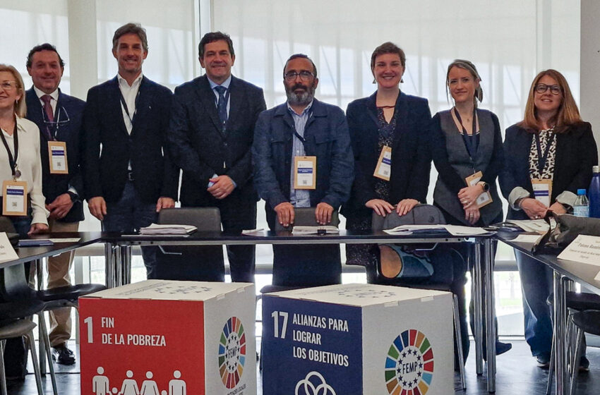  Valverde resalta en el VI Foro de Desarrollo Económico Local de Sevilla la implicación de la Diputación de Ciudad Real en proyectos solidarios internacionales