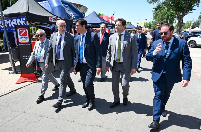 Valverde pone de manifiesto en la inauguración de FERCAM los desafíos a los que se enfrenta el sector del campo en la provincia