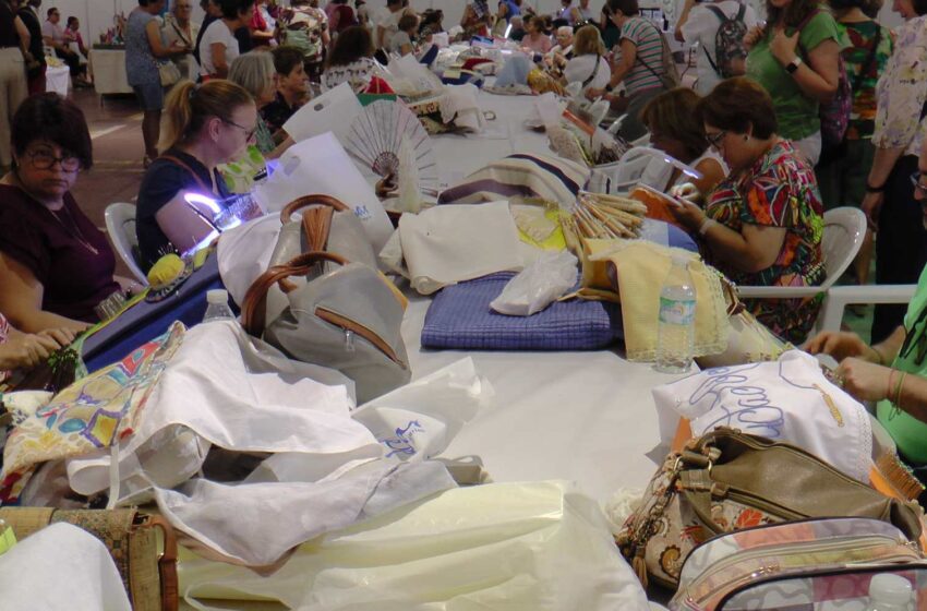  Valdepeñas acoge el X Encuentro de Encajeras de Bolillos