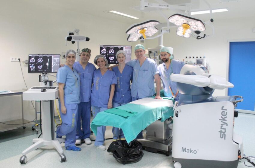  El Hospital General Universitario de Ciudad Real realiza con éxito 100 intervenciones de cadera y rodilla con asistente robótico