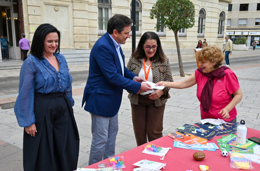  La Diputación de Ciudad Real apoya a AMHIDA con un donativo
