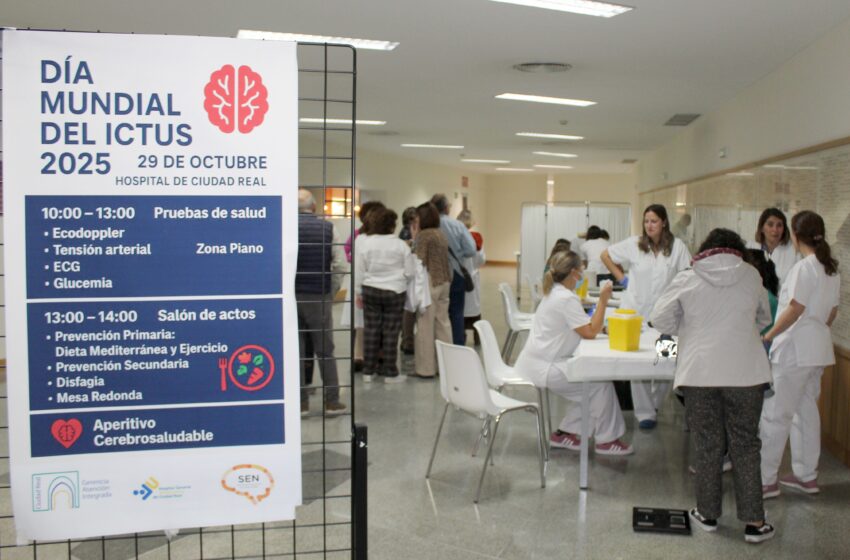  El hospital de Ciudad Real conmemora el Día Mundial del Ictus con una jornada para enseñar a la ciudadanía las medidas básicas para prevenirlo