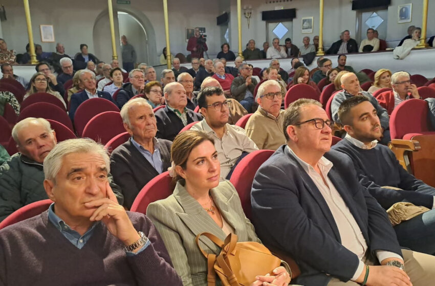  Carlos Martín de la Leona apoya al Club Taurino de Almodóvar en la inauguración de la XXXIV Semana Cultural Taurina