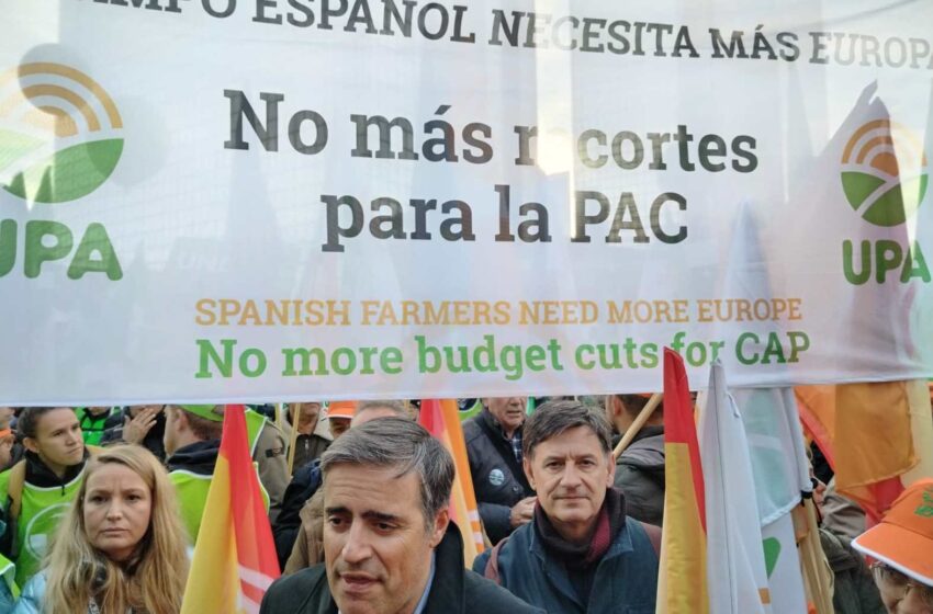  Movilización histórica de agricultores en Bruselas contra el borrador de PAC de Von der Leyen