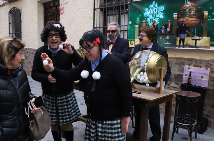  El ingenio, la creatividad y el humor llenaron el carnaval callejero de Manzanares