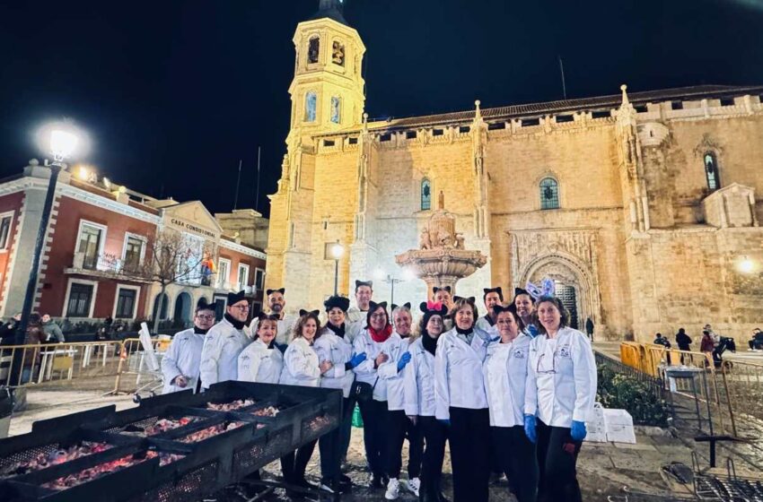  Éxito total en la Sardinada 2026 organizada por la Asociación Cultural Gastronómica Duelos y Quebrantos