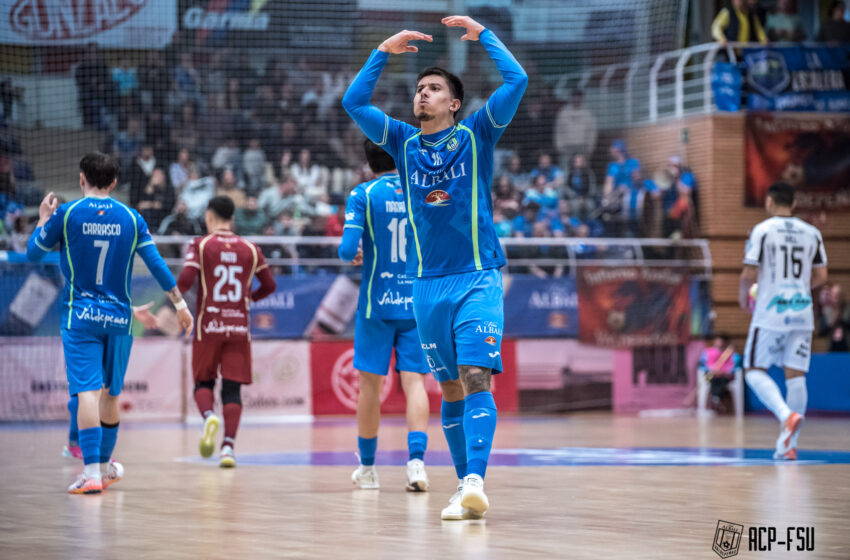  El Viña Albali Valdepeñas enfrenta mañana al Jimbee Cartagena en partido aplazado