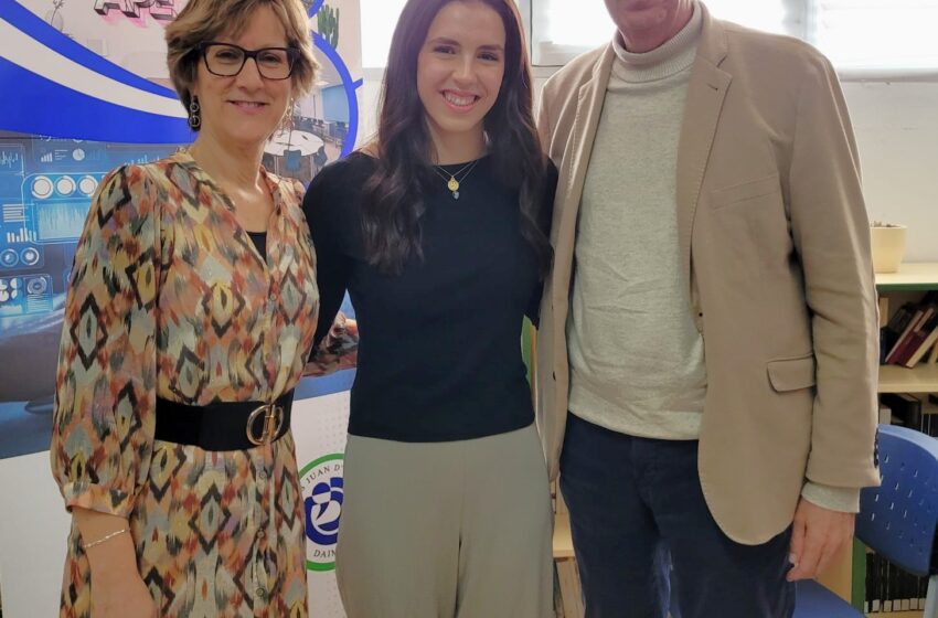  El Gobierno de Castilla-La Mancha rinde homenaje a la nadadora Laura Cabanes en Daimiel