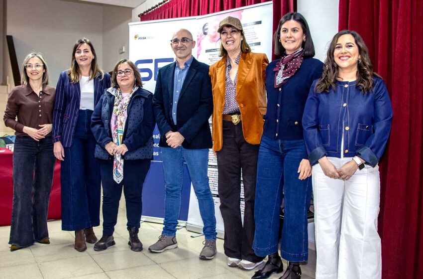  Mabel Lozano: “Todos los chavales a partir de los 9 años llevan un pequeño cine porno en el bolsillo”