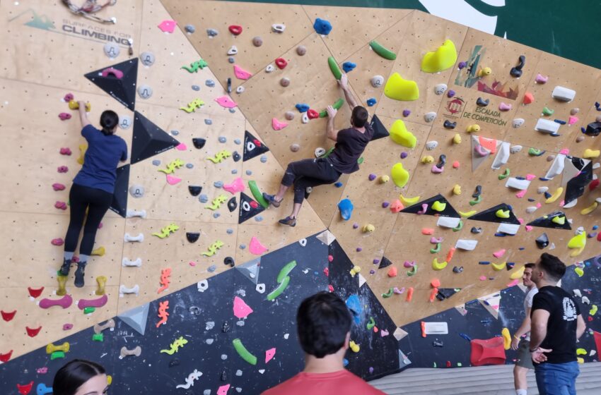  Nuevas fechas para los cursos gratuitos de iniciación en el rocódromo de Valdepeñas
