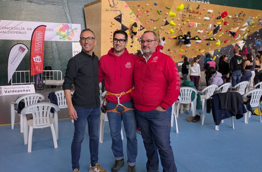  Valdepeñas se suma al mapa de la escalada en Castilla-La Mancha con un rocódromo de referencia