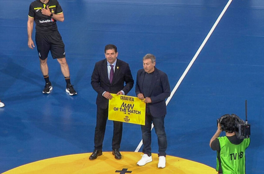 Valverde destaca el España-Francia de balonmano en Ciudad Real como “el preludio de grandes citas deportivas en la provincia”