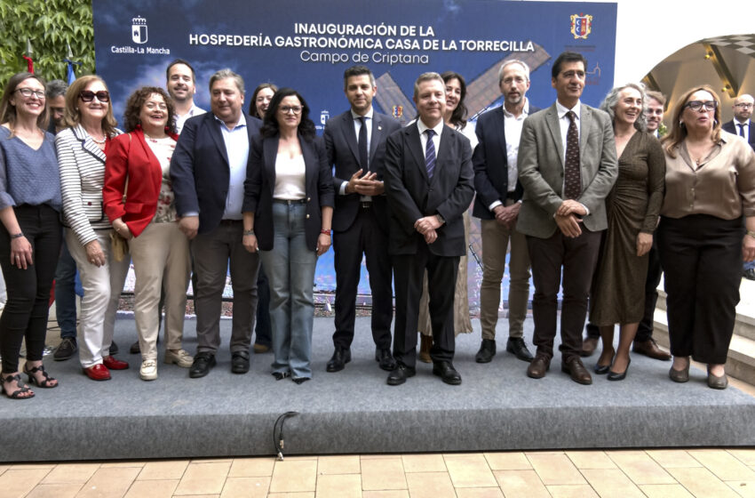  Zarco destaca la importancia del turismo en la inauguración de la Hospedería Casa de la Torrecilla en Campo de Criptana