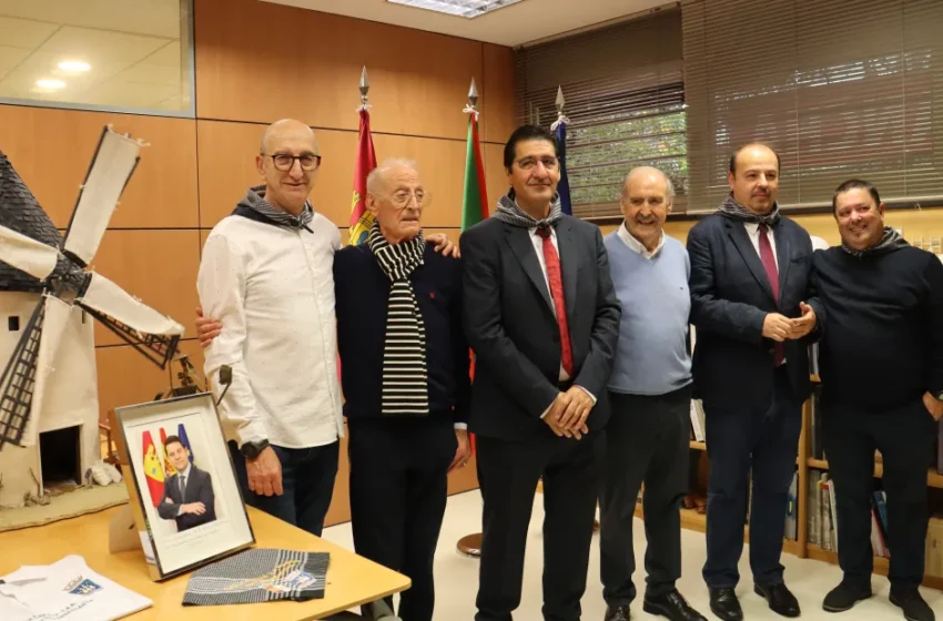  El Gobierno de Castilla-La Mancha refuerza la conexión con las casas regionales a través de un portal web como punto de encuentro