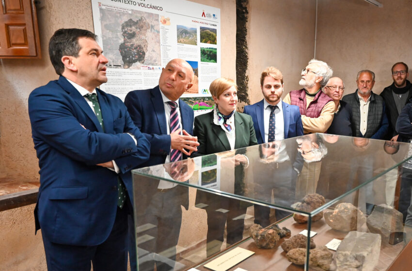  Inaugurado el nuevo centro de visitantes del Geoparque en el Palacio de Clavería de Aldea del Rey.