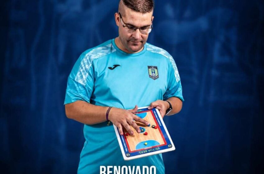  Víctor Beas renueva como entrenador del Viña Albali Valdepeñas B